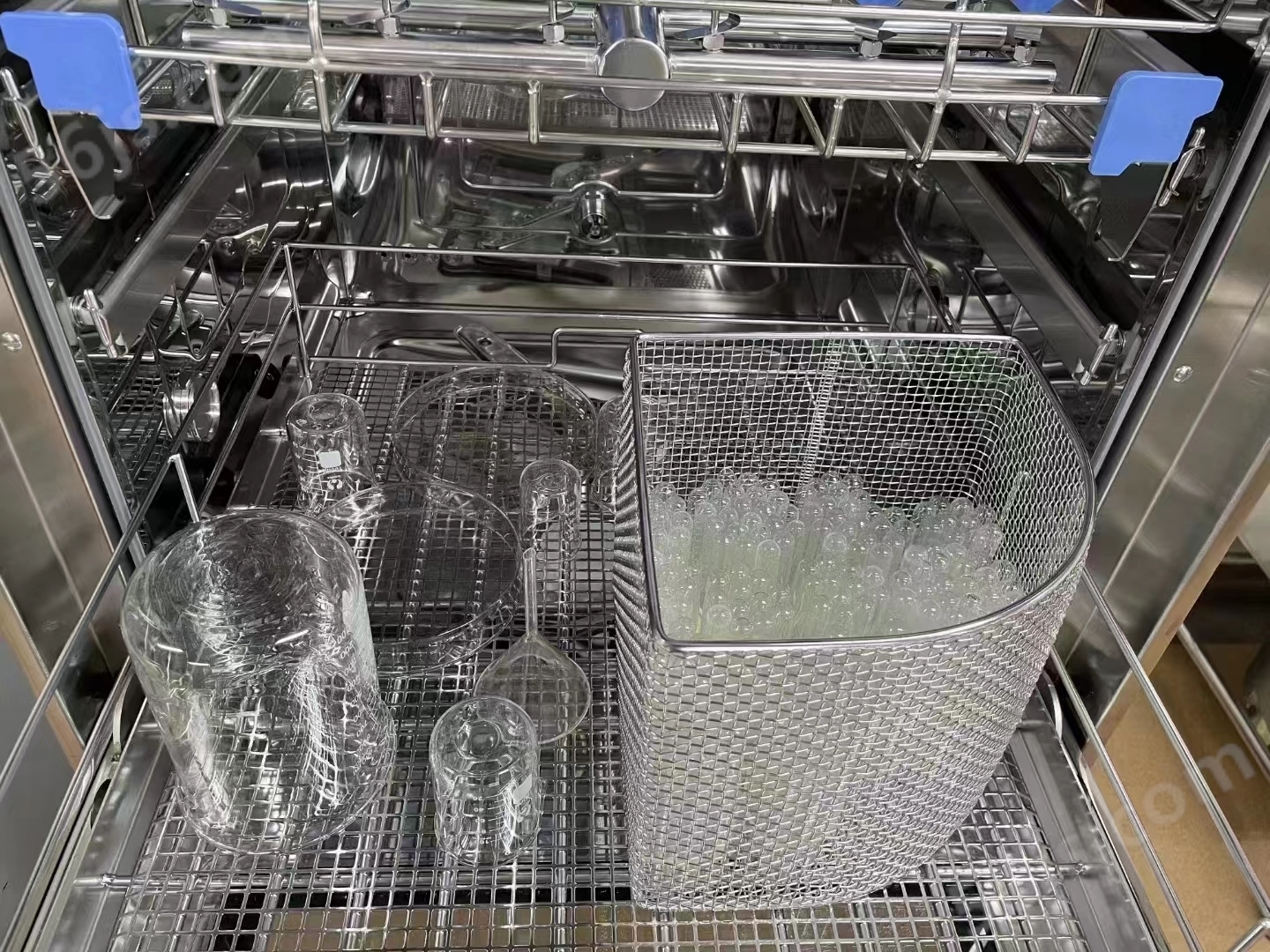 两层桌面型全自动洗瓶机应用行业
